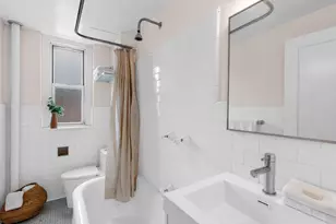 365 W 20th St, New York City, NY 10011 - Photo 8