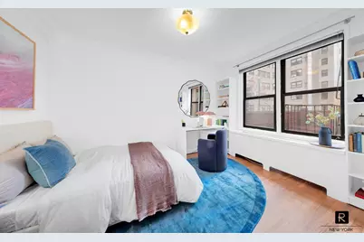 330 E 70th Street #5-J, New York City, NY 10021 - Photo 6