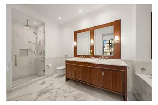 150 Charles St, New York City, NY 10014 - Photo 8