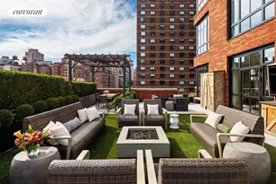 200 E 95th St, New York City, NY 10128 - Photo 1