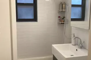 200 E 36th St, New York City, NY 10016 - Photo 4