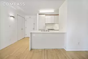 322 W 57th St, New York City, NY 10019 - Photo 4