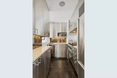160 W 66th Street #37E, New York, NY 10023 - Photo 4