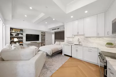 160 Central Park S #1817, New York City, NY 10019 - Photo 6