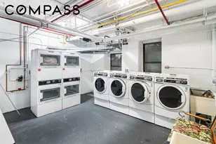 205 W 54th St, New York City, NY 10019 - Photo 10