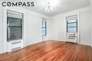 205 W 54th St, New York City, NY 10019 - Photo 2