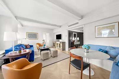 160 Central Park S #2811, New York City, NY 10019 - Photo 2