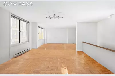555 Main Street #512, New York City, NY 10044 - Photo 2