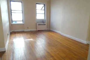 465 W 57th St, New York City, NY 10019 - Photo 4