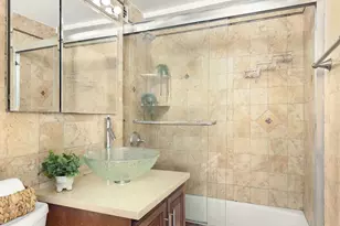 200 E 36th St, New York City, NY 10016 - Photo 6