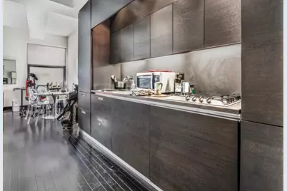 20 Pine Street #2205, New York, NY 10005 - Photo 6