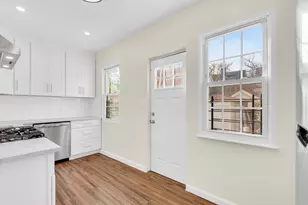 324 E 8th St, New York City, NY 11218 - Photo 6