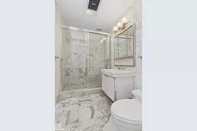 860 United Nations Plaza #15E, New York City, NY 10017 - Photo 8