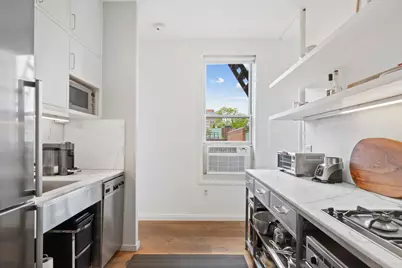 10 Bethune Street #4A, New York City, NY 10014 - Photo 4