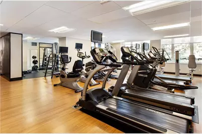 250 E 53rd Street #404, New York City, NY 10022 - Photo 8