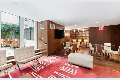 250 E 53rd Street #404, New York, NY 10022 - Photo 6