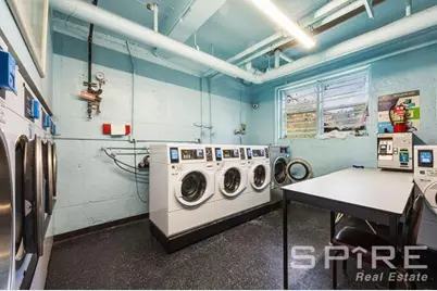 34-25 150th Place #3E, New York City, NY 11354 - Photo 16