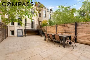 250 E 25th St, New York City, NY 11226 - Photo 8
