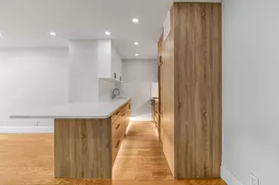 7 E 14th St, New York City, NY 10003 - Photo 2