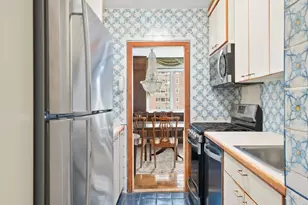 30 W 60th St, New York City, NY 10019 - Photo 4