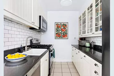 1825 Foster Avenue #6J, New York City, NY 11226 - Photo 6