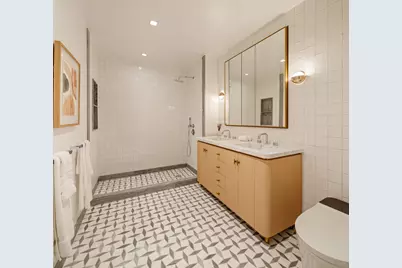 24-01 Queens Plaza N #1205, Long Island City, NY 11101 - Photo 8