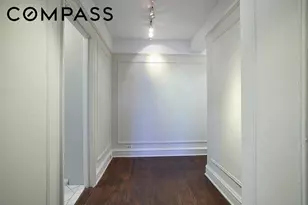 433 W 34th St., New York City, NY 10001 - Photo 4
