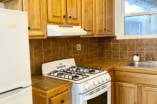 2025 E 34th St, New York City, NY 11234 - Photo 4