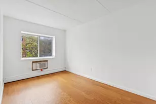 323 E 119th St, New York City, NY 10035 - Photo 8