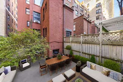 146 E 89th Street, New York City, NY 10128 - Photo 10