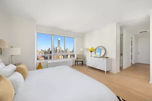 100 United Nations Plaza, New York, NY 10017 - Photo 6