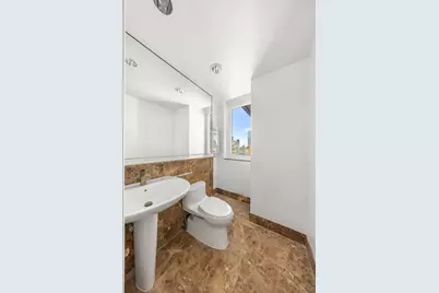 100 United Nations Plaza #35E, New York, NY 10017 - Photo 8