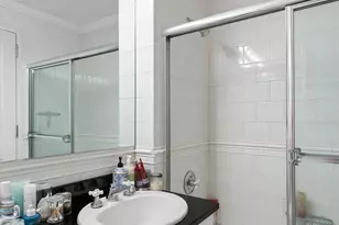 404 E 76th St, New York City, NY 10021 - Photo 8