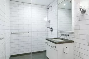 330 Spring St, New York City, NY 10013 - Photo 10