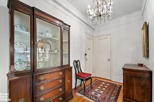 322 W 72nd St, New York City, NY 10023 - Photo 4