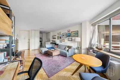 401 E 84th Street #5B, New York City, NY 10028 - Photo 4