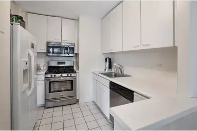 401 E 84th Street #5B, New York City, NY 10028 - Photo 8