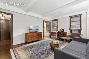 321 E 54th St, New York, NY 10022 - Photo 2