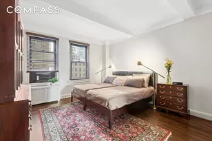 321 E 54th St, New York, NY 10022 - Photo 4