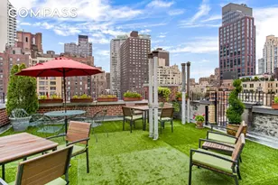 321 E 54th St, New York, NY 10022 - Photo 6