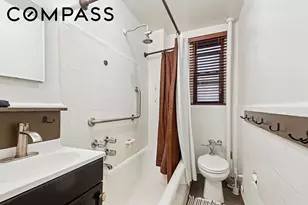 321 E 54th St, New York City, NY 10022 - Photo 8
