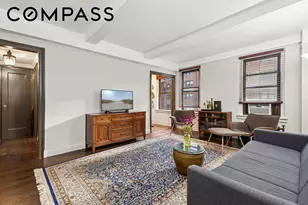 321 E 54th St, New York City, NY 10022 - Photo 2