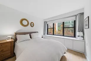 1065 Park Ave, New York City, NY 10128 - Photo 10