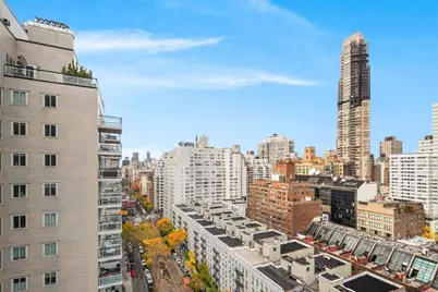 200 E 66th Street #E1801, New York City, NY 10065 - Photo 8