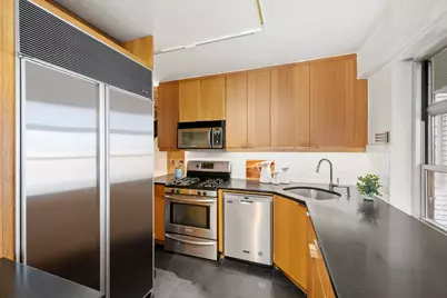 70 E 10th Street #11L, New York City, NY 10003 - Photo 4