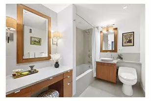 70 E 10th St, New York City, NY 10003 - Photo 8