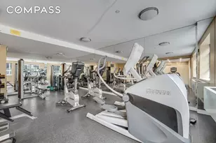 516 W 47th St, New York City, NY 10036 - Photo 12