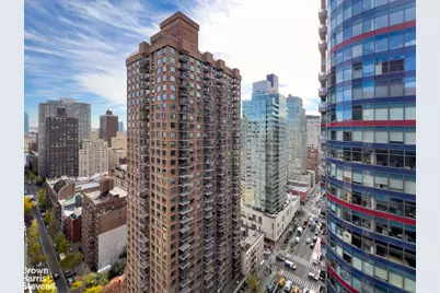 245 E 54th Street #27M, New York City, NY 10022 - Photo 2