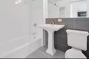 315 W 33rd St, New York City, NY 10001 - Photo 6