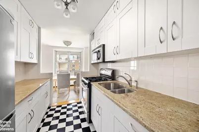 303 W 66th Street #19GW, New York, NY 10023 - Photo 6